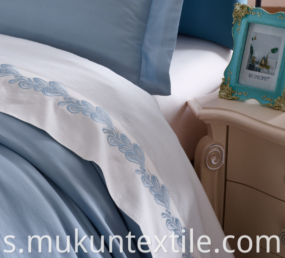  Cotton Embroidery Bedding Set